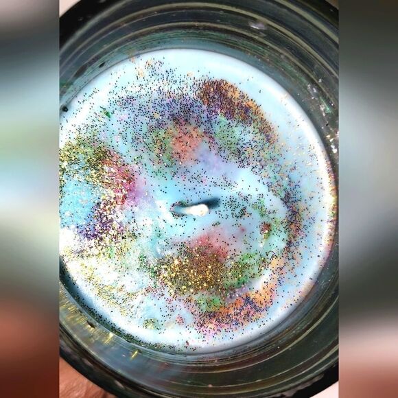 Hand crafted "Avatar" limited edition Candle 13.5 oz - Picture 1 of 10